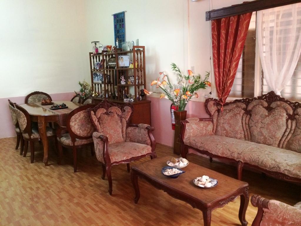 Bed and Breakfast Ysabelle Mansion Puerto Princesa Exterior foto