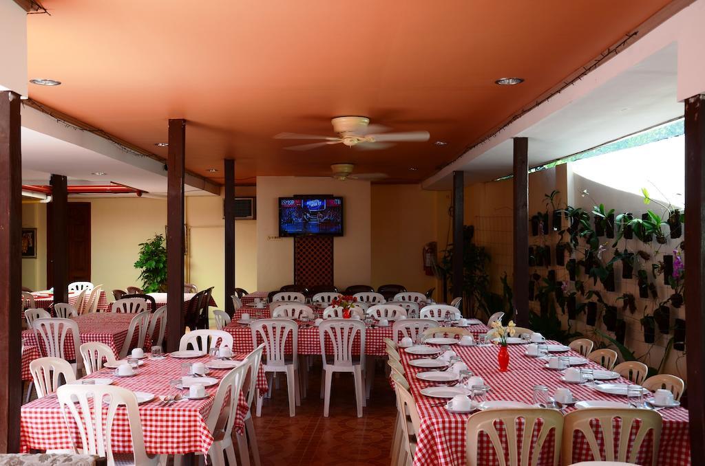 Bed and Breakfast Ysabelle Mansion Puerto Princesa Exterior foto