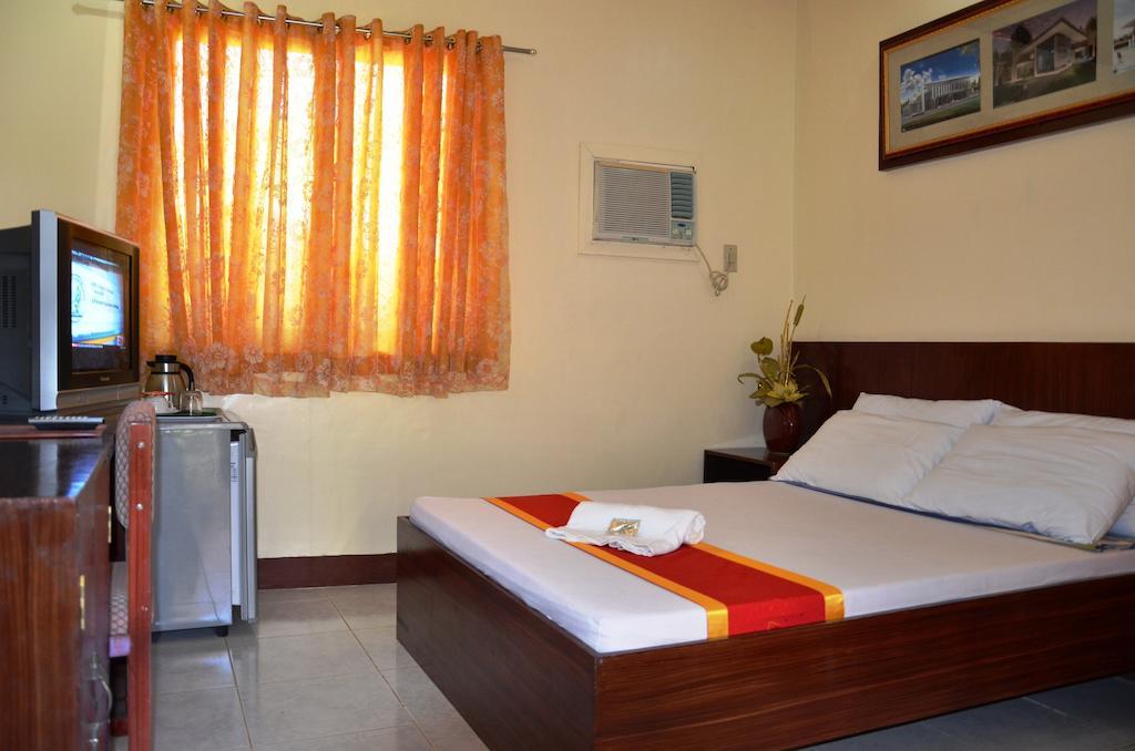 Bed and Breakfast Ysabelle Mansion Puerto Princesa Zimmer foto