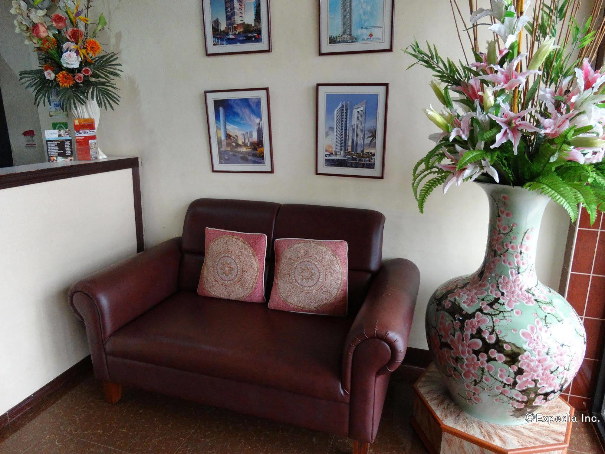 Bed and Breakfast Ysabelle Mansion Puerto Princesa Exterior foto