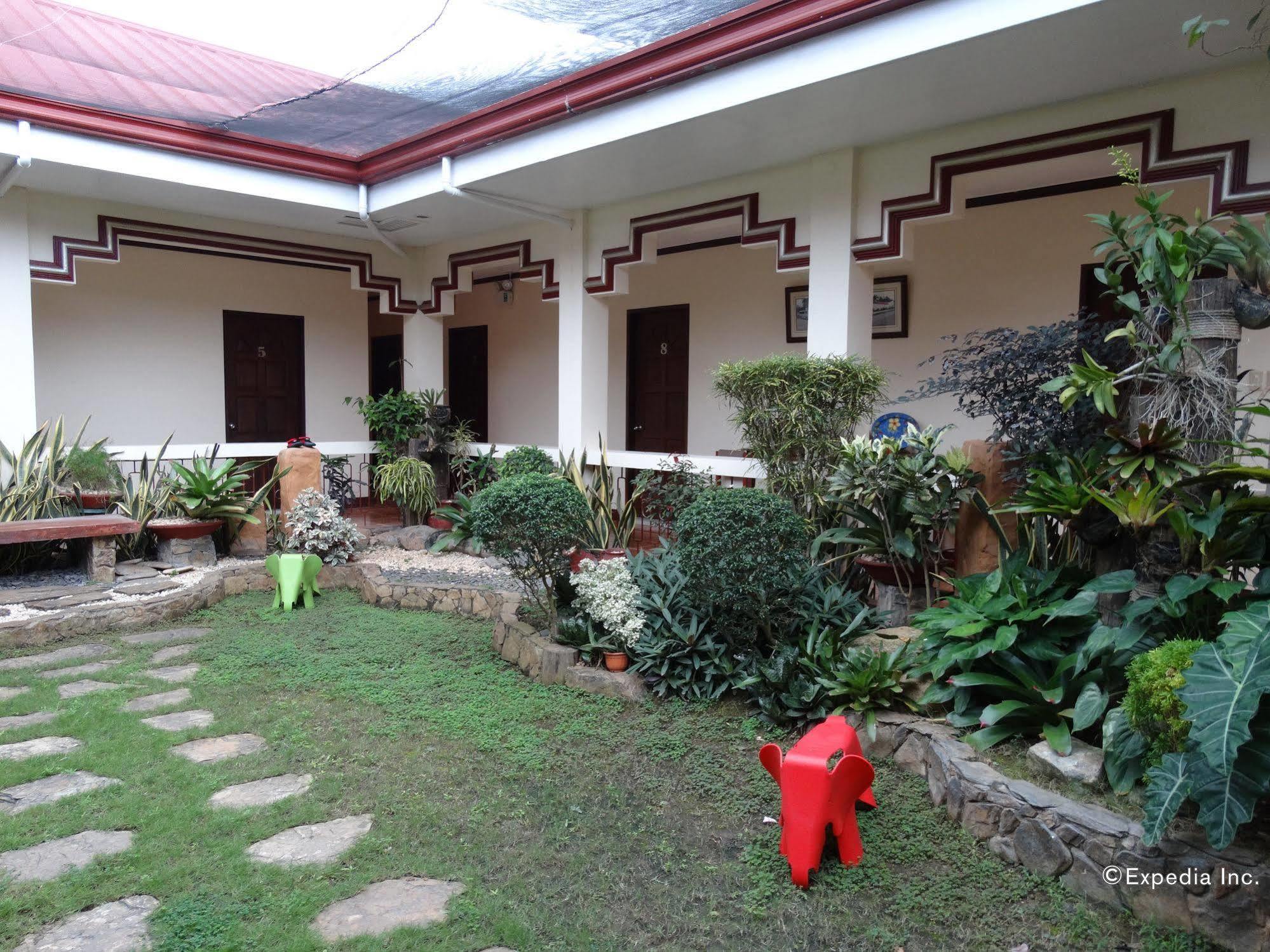 Bed and Breakfast Ysabelle Mansion Puerto Princesa Exterior foto