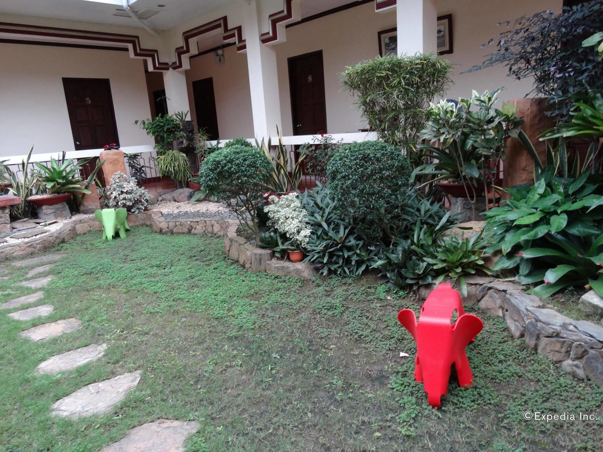 Bed and Breakfast Ysabelle Mansion Puerto Princesa Exterior foto